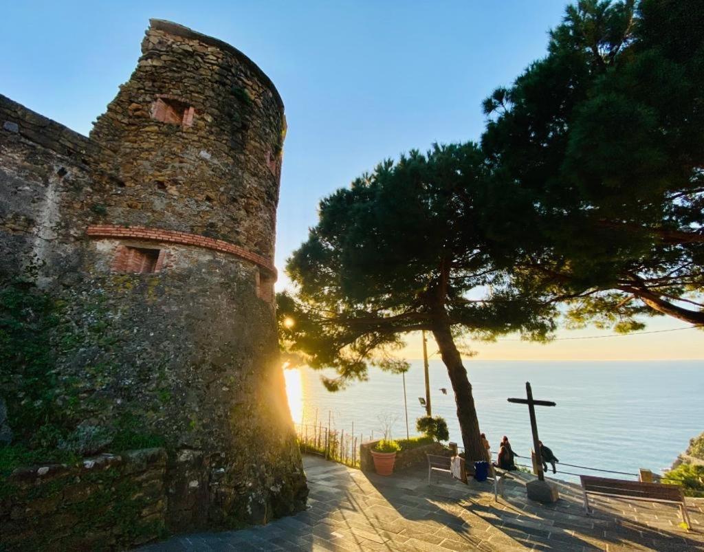 Al Castello 1 Ξενοδοχείο Ριοματζόρε Εξωτερικό φωτογραφία